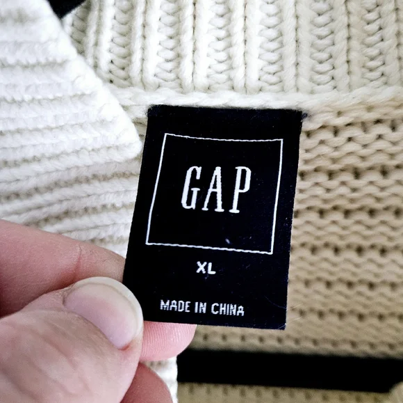 GAP | mock neck cable fisherman chunky knit full zip sweater - Picture 7 of 9